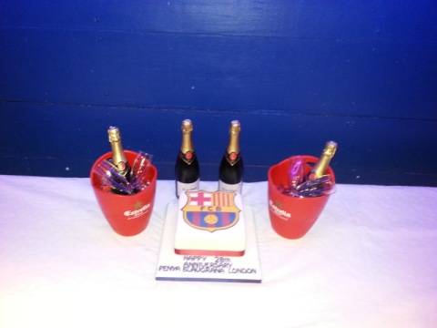 Penya Blaugrana London Anniversary cake and cava