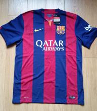 Penya Blaugrana London raffled FCB shirt signed by players to raise money for Nepal orphanages Penya Blaugrana London raffled FCB shirt signed by players to raise money for Nepal orphanages